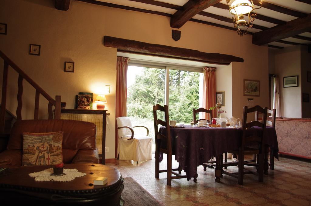 La Commanderie Bed and Breakfast Loison-sur-Créquoise Exteriör bild