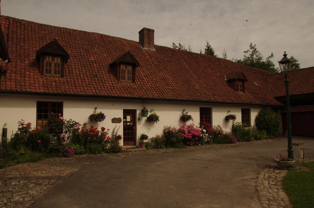 La Commanderie Bed and Breakfast Loison-sur-Créquoise Exteriör bild