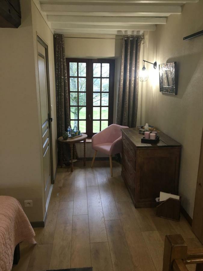 La Commanderie Bed and Breakfast Loison-sur-Créquoise Exteriör bild