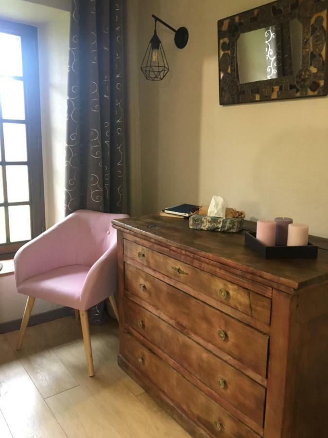 La Commanderie Bed and Breakfast Loison-sur-Créquoise Exteriör bild